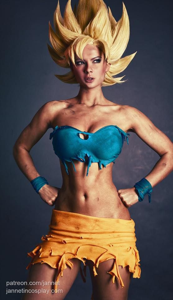   Ů COSPLAY