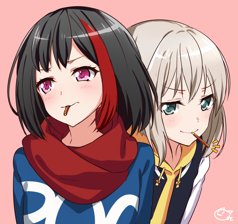 886����