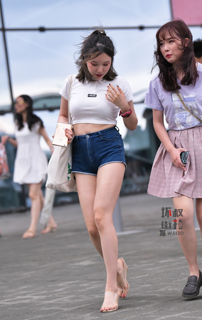㲻Ư