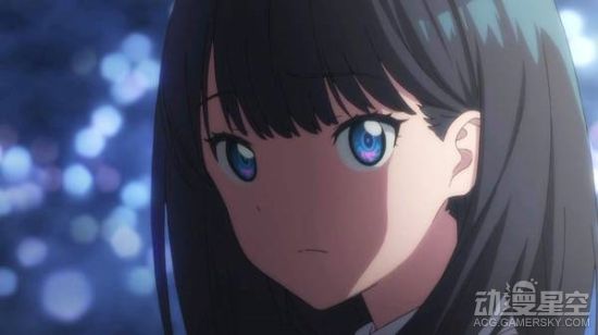 886