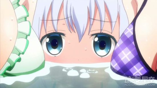886