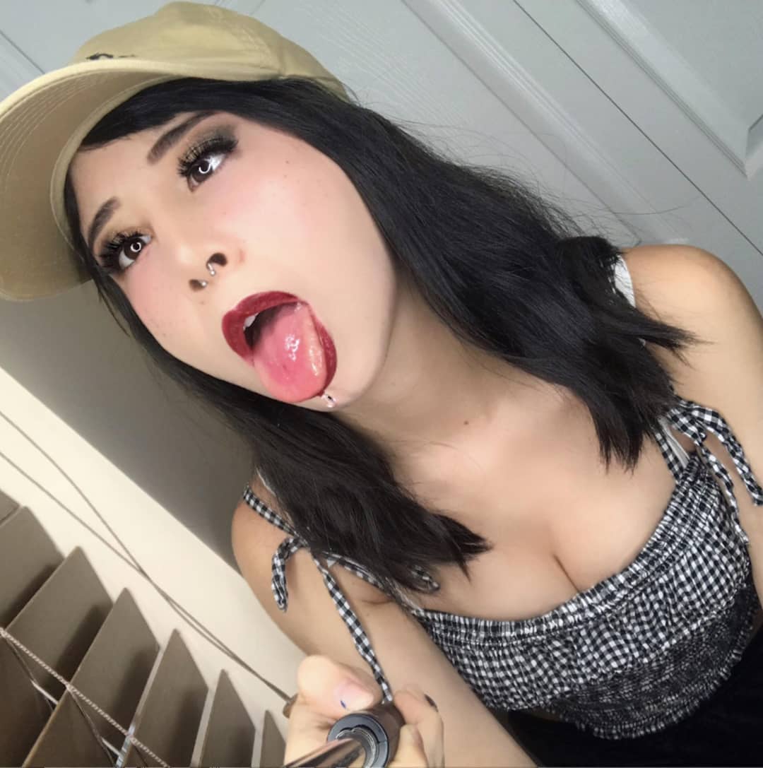 ۶ ?