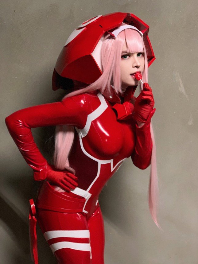 ýѡCosplayŮװSneakyѡ