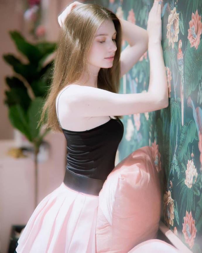 Ů˼·Ȼְ