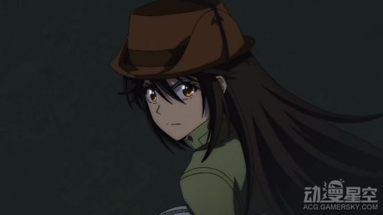 886