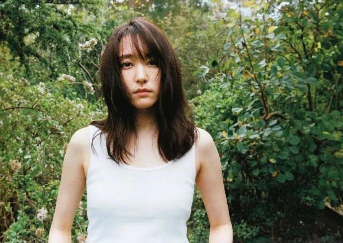 ԫµд漯YUI ARAGAKI NYLON JAPAN ARCHIVE BOOK 2010-2019ձһϼܾͱ
