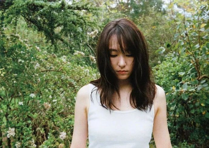 ԫµд漯YUI ARAGAKI NYLON JAPAN ARCHIVE BOOK 2010-2019ձһϼܾͱ