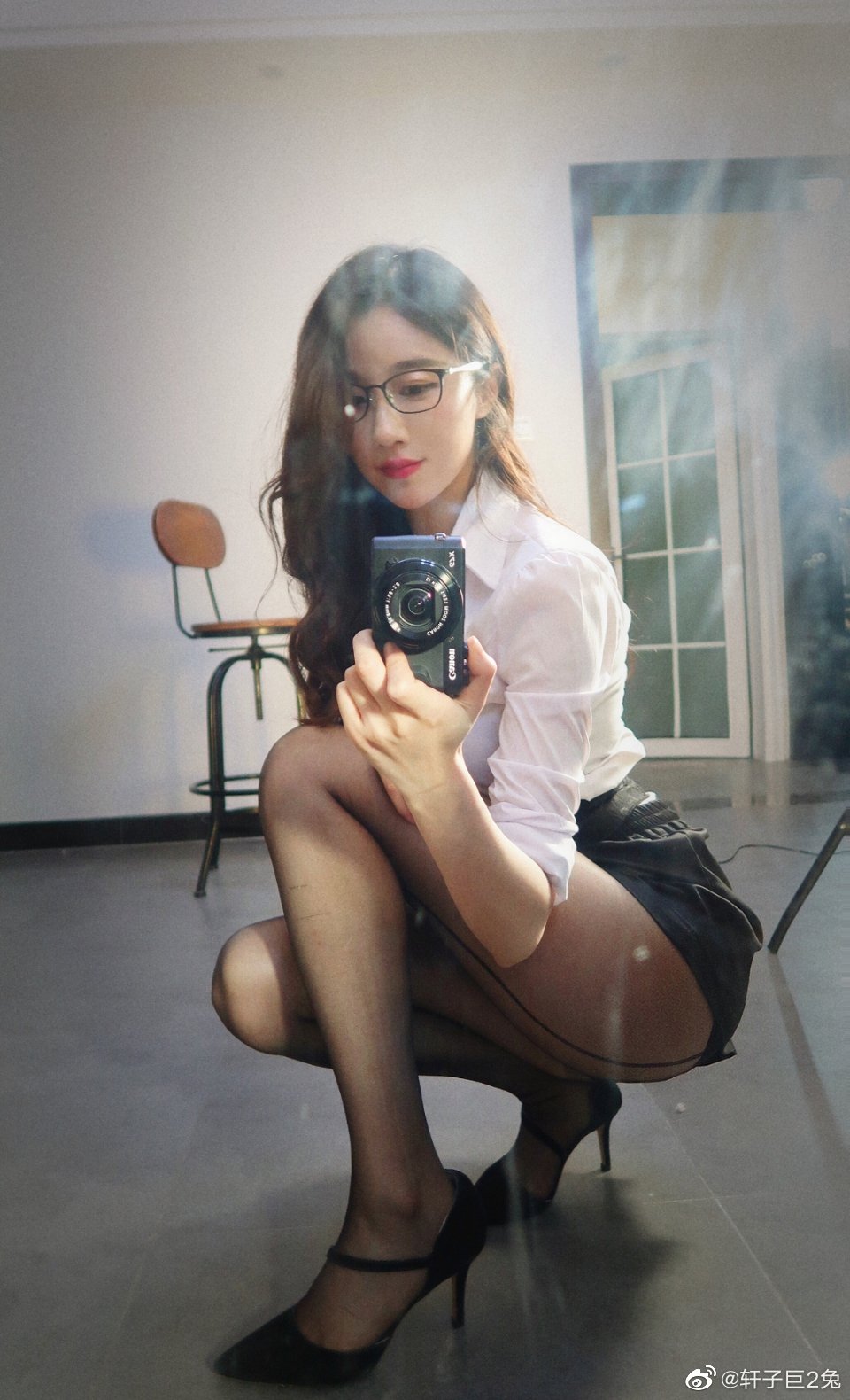 Ӿ2