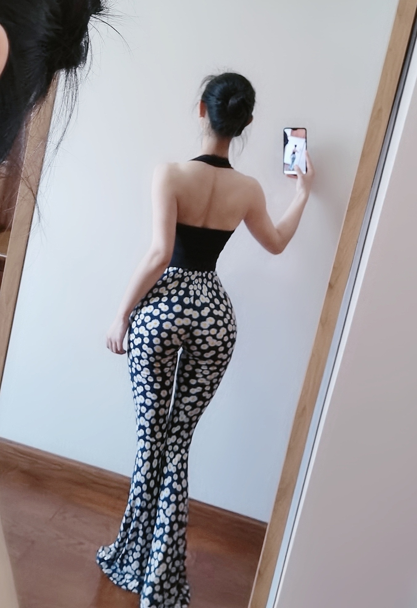 100û