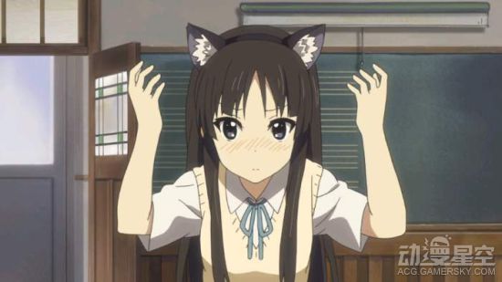 886
