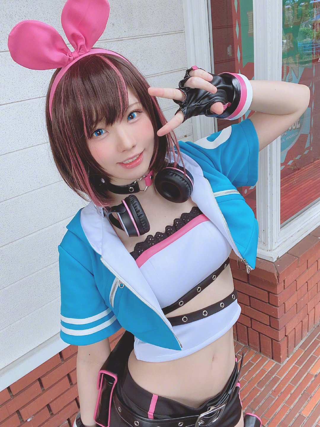 enako ٷ ????