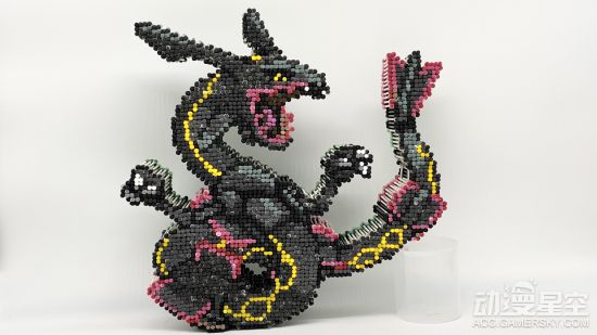 886