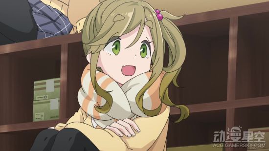 886