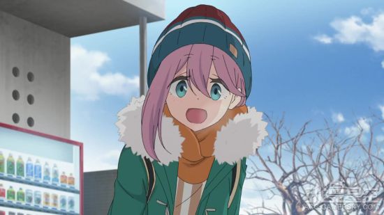 886