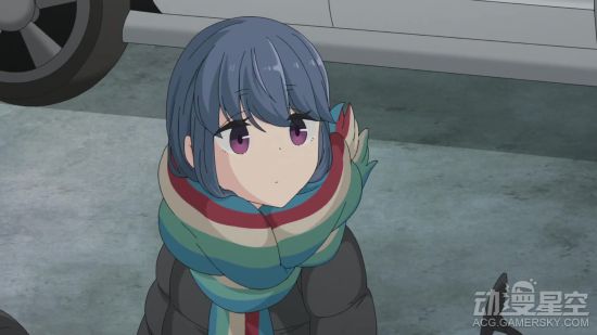 886