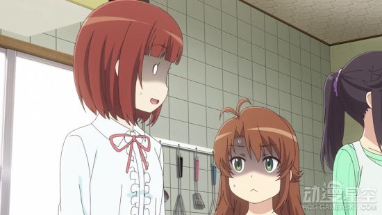 886