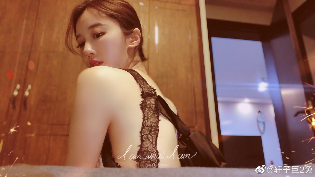 Ӿ޶